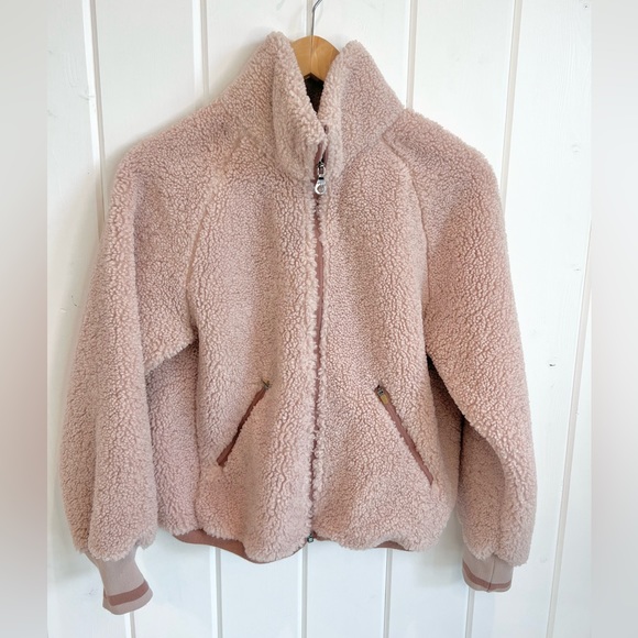 Sherpa Jacket - Picture 3 of 5